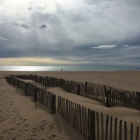 Mobile Camping Plage Camping 4*